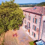 Casa Lounell, Piscine, Spa, Sauna Dom wakacyjny Graulhet